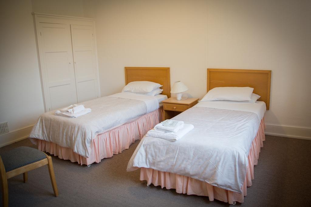 منزل الضيف Tregynon  في Gregynog Hall المظهر الخارجي الصورة