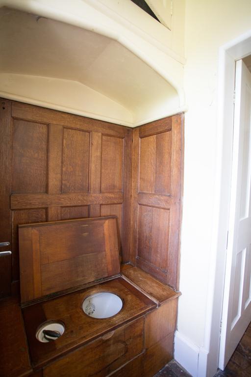 منزل الضيف Tregynon  في Gregynog Hall المظهر الخارجي الصورة