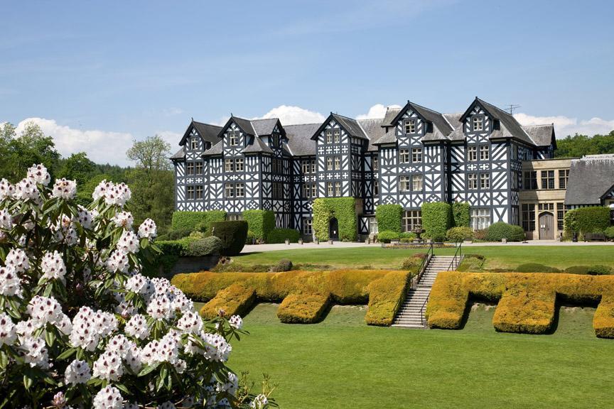 منزل الضيف Tregynon  في Gregynog Hall المظهر الخارجي الصورة